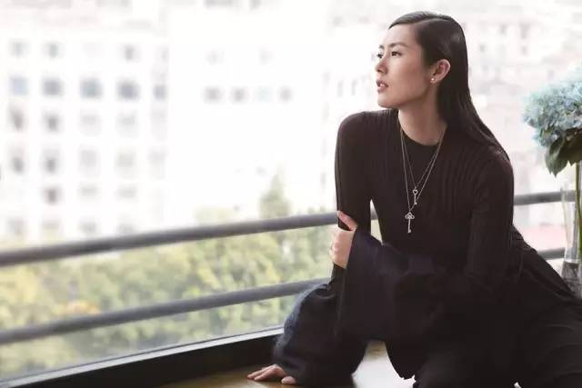 蒂芙尼Tiffany Keys全新创意大片 国际超模刘雯自信诠释