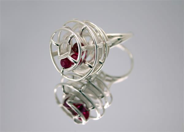 香港设计师3D打印红宝石滚珠动能戒指